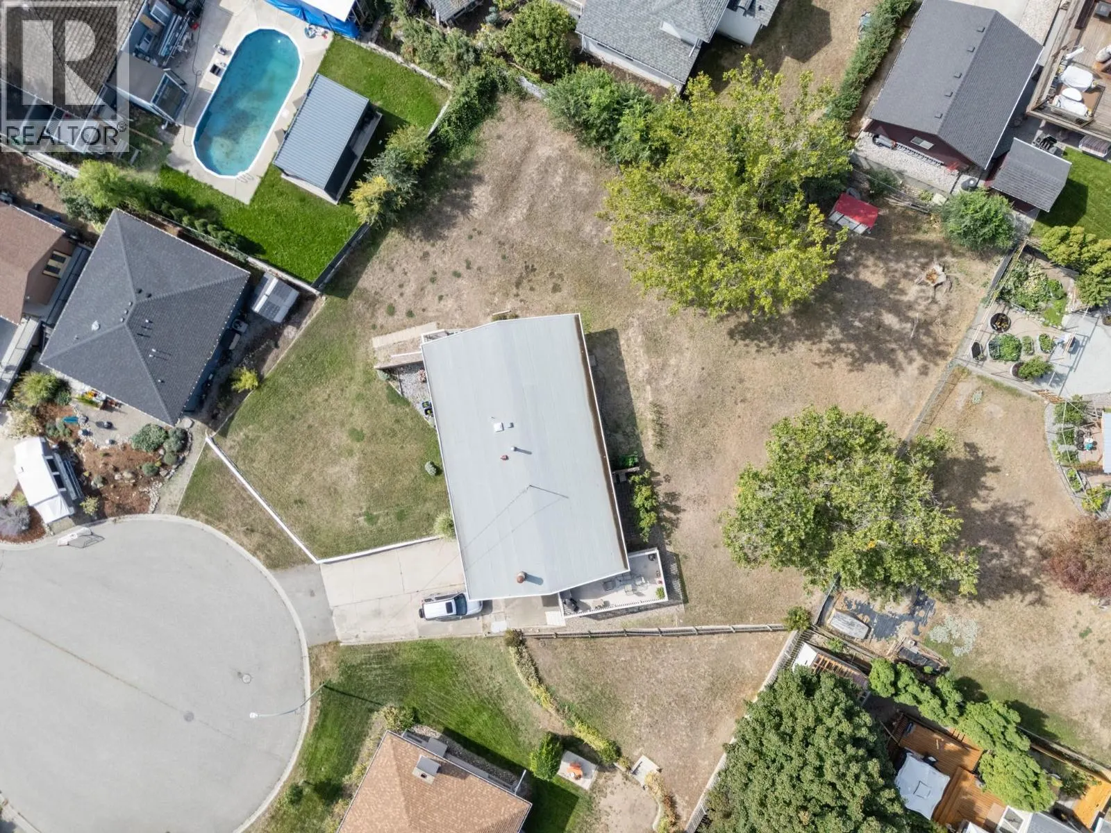 1440 Glenaire Crescent