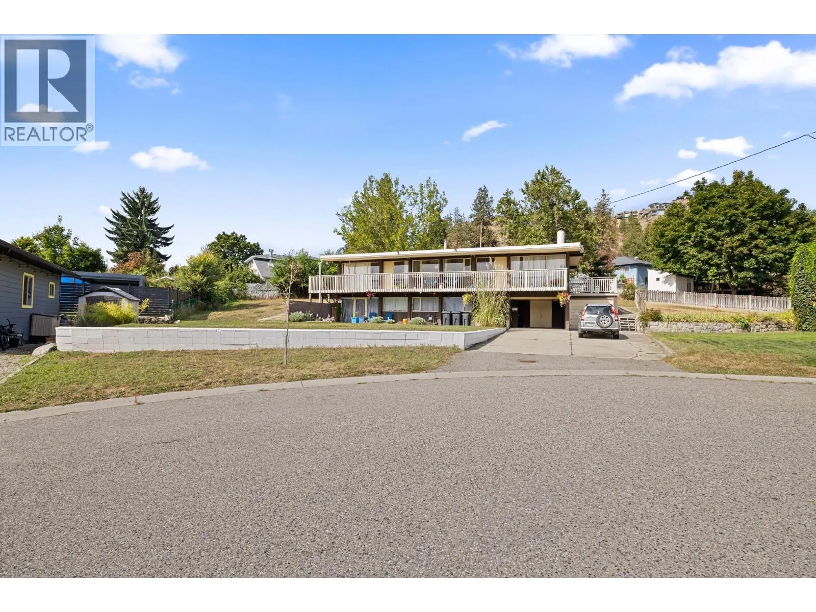1440 Glenaire Crescent