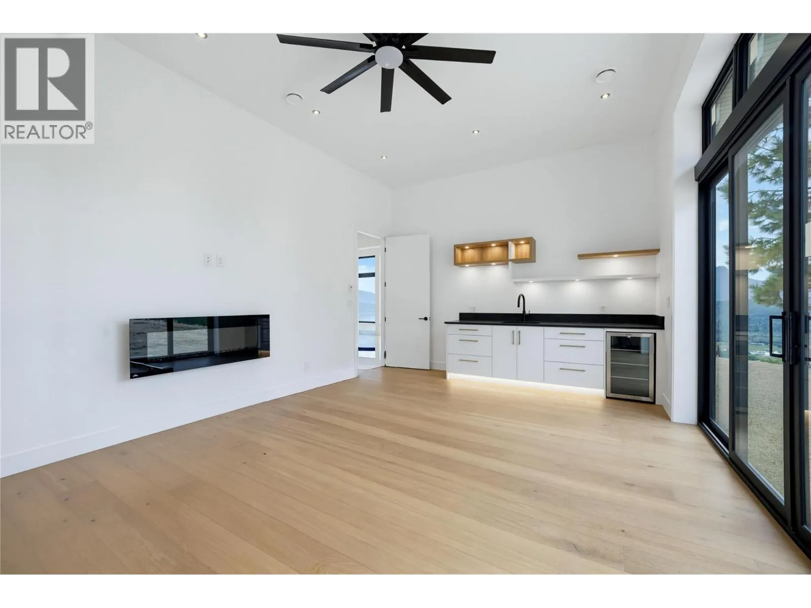 4 Kault Hill Road Unit# 5 Lot# 6