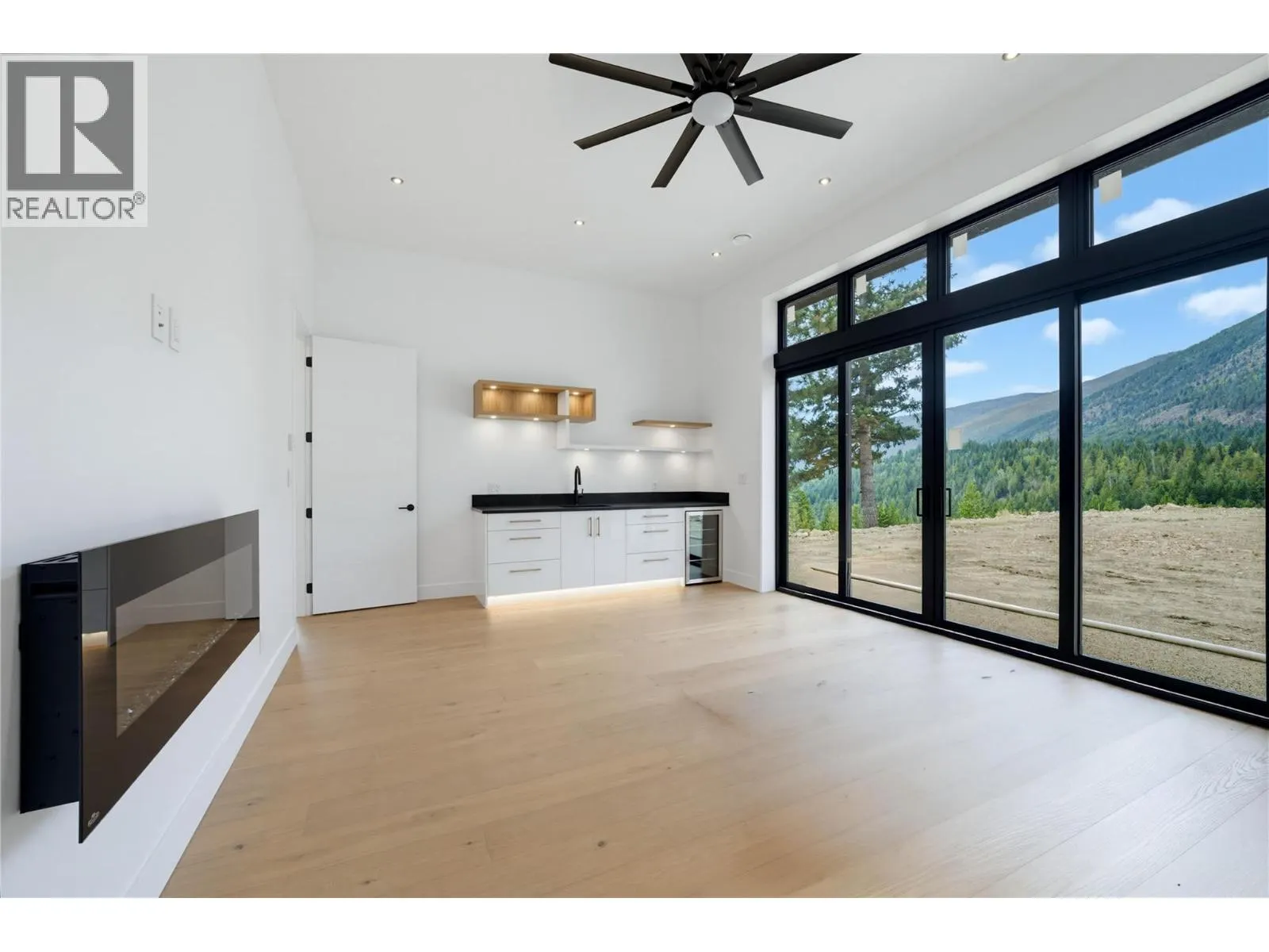 4 Kault Hill Road Unit# 5 Lot# 6