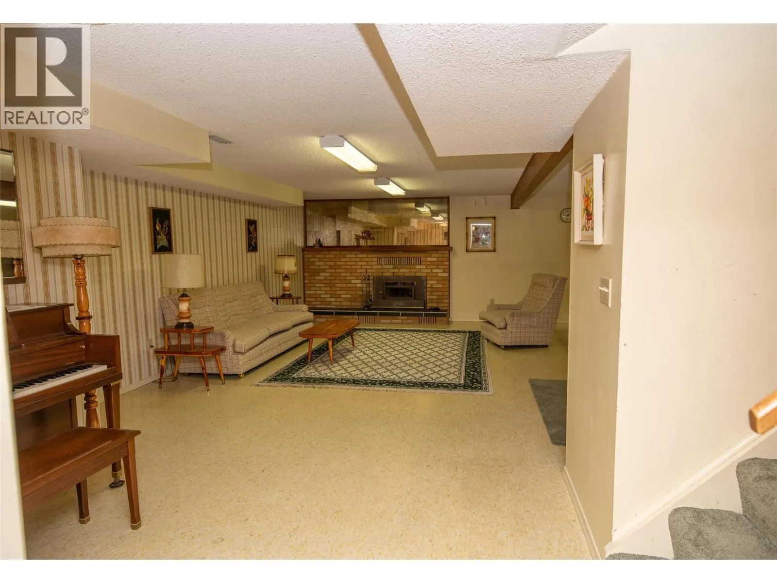 376 Conklin Avenue