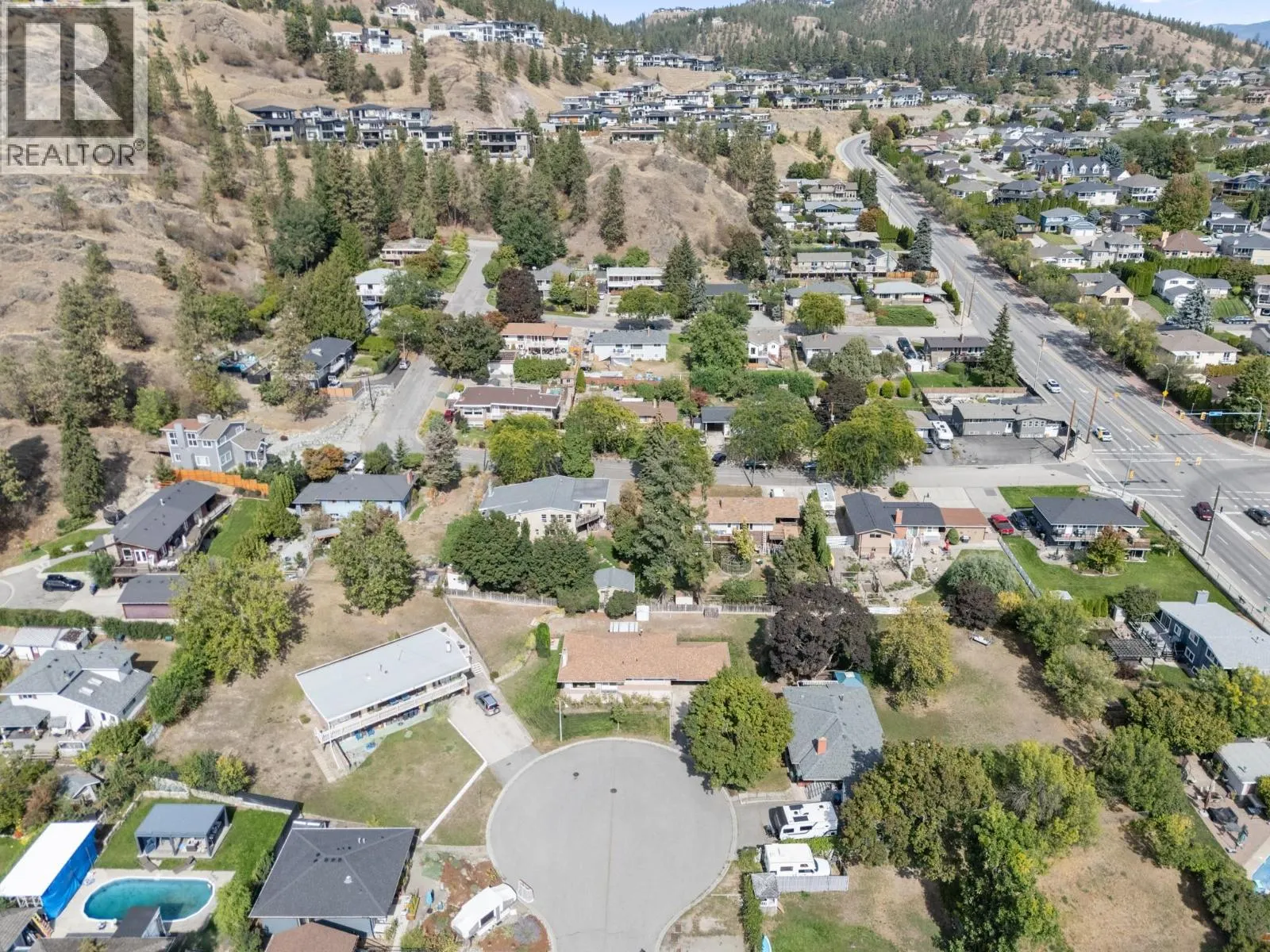 1442 Glenaire Crescent