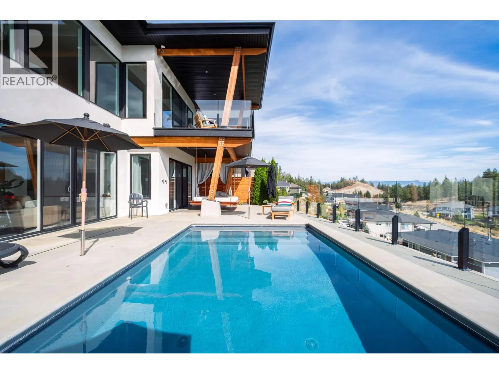 2559 Crown Crest Drive