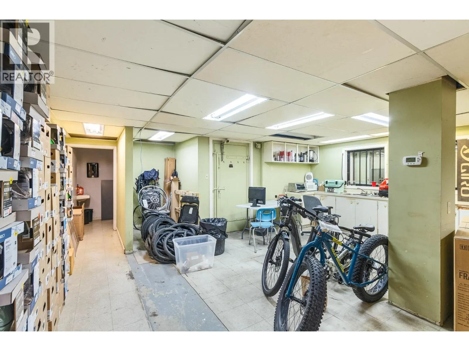 141 Shuswap Street NE