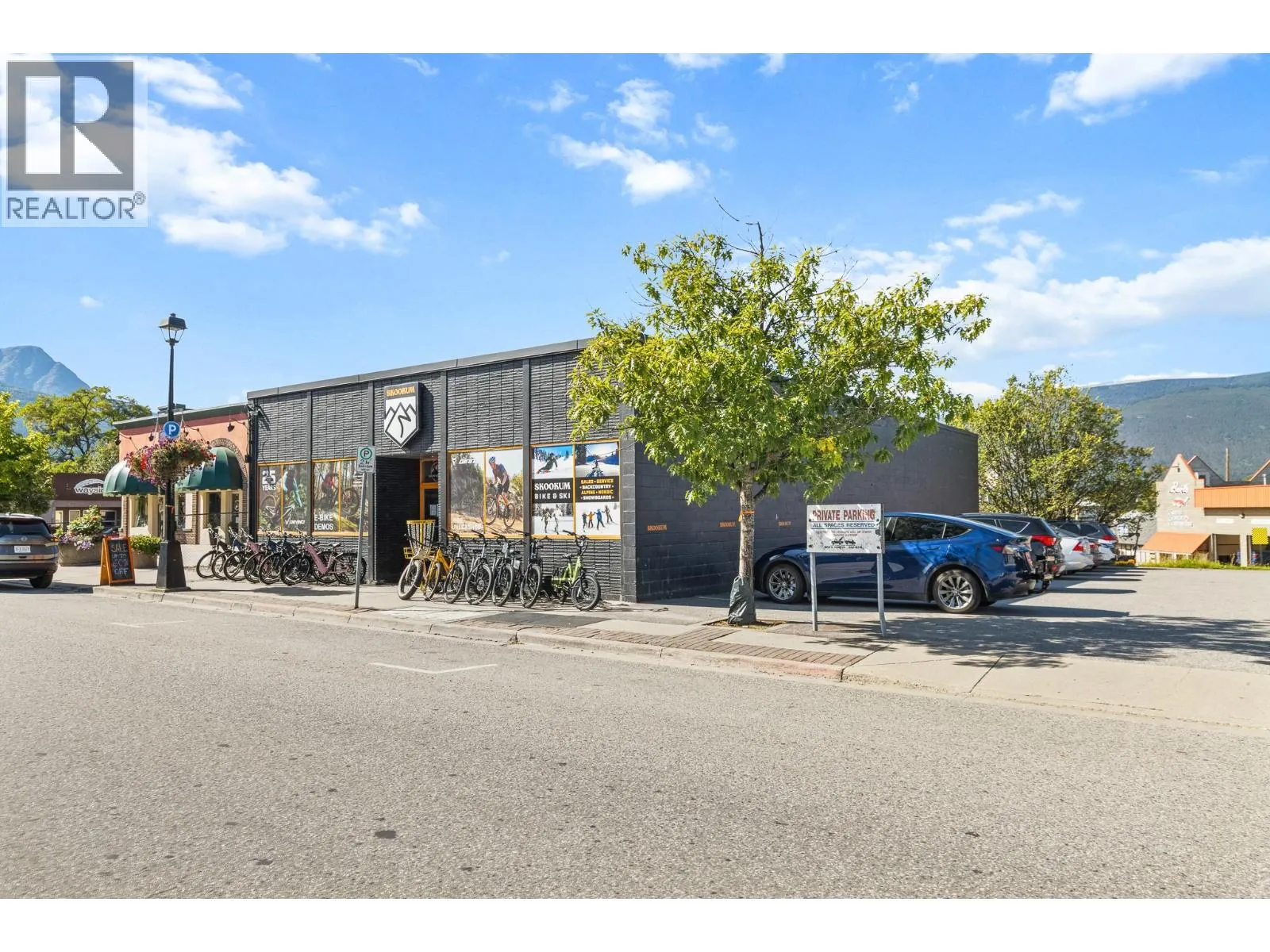 141 Shuswap Street NE