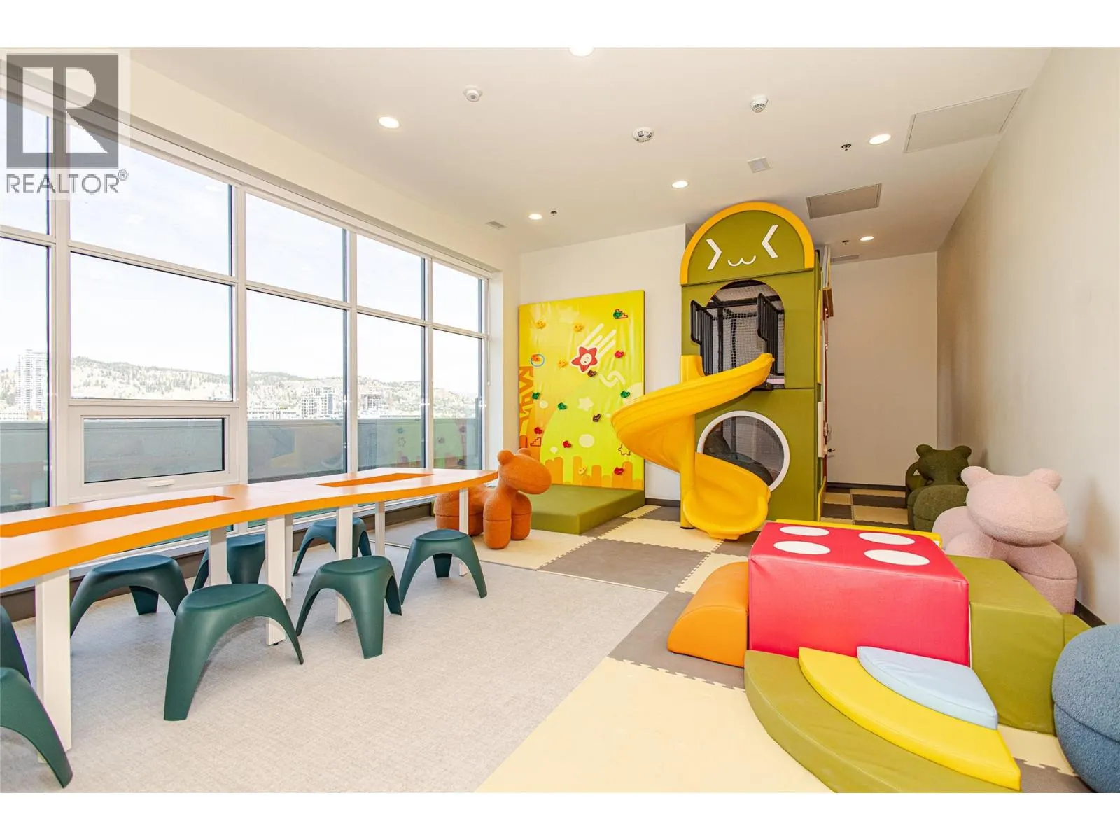 238 Leon Avenue Unit# 1904 Lot# 112