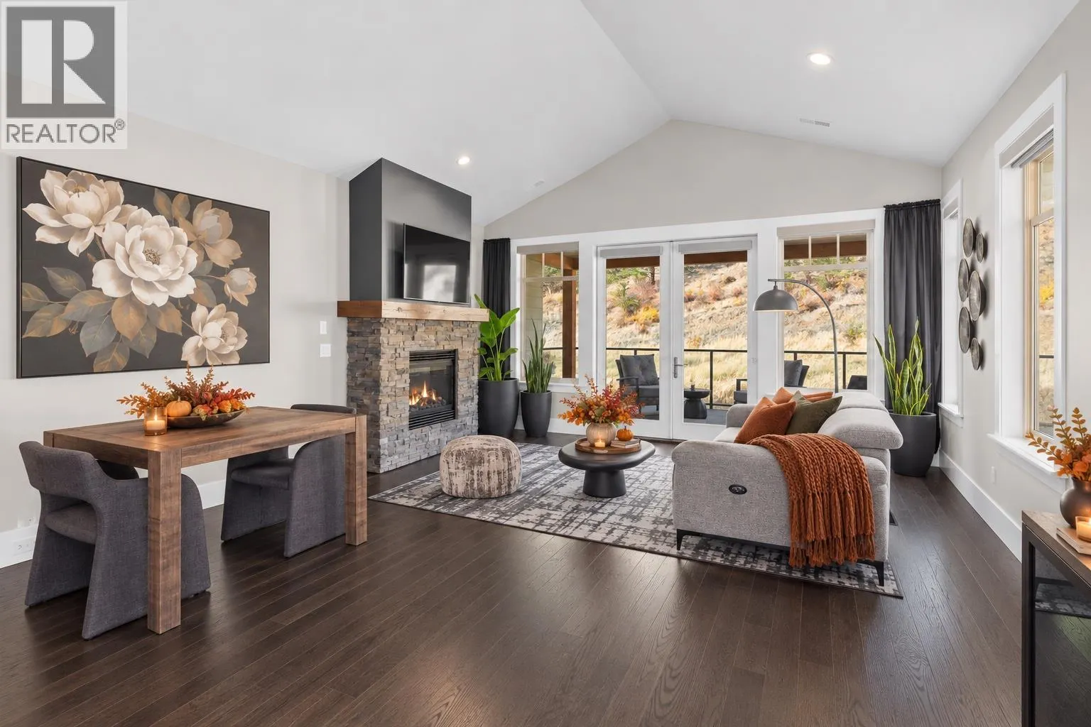 4000 Redstone Crescent Unit# 221