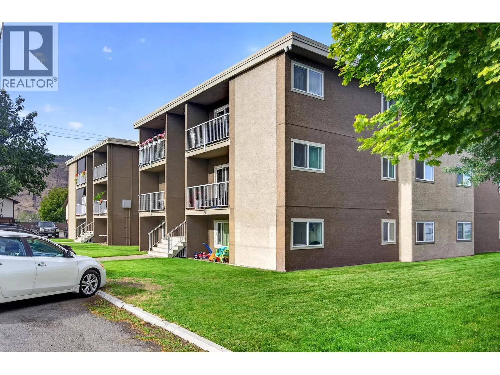 190 Carson Crescent