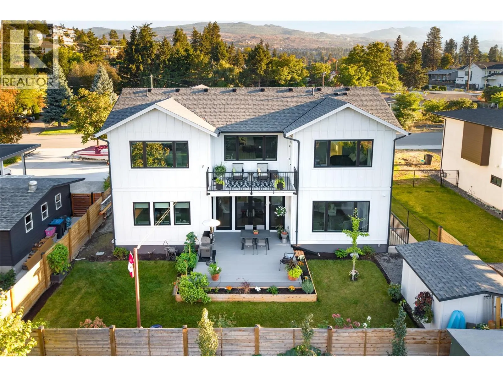712 Hazell Road