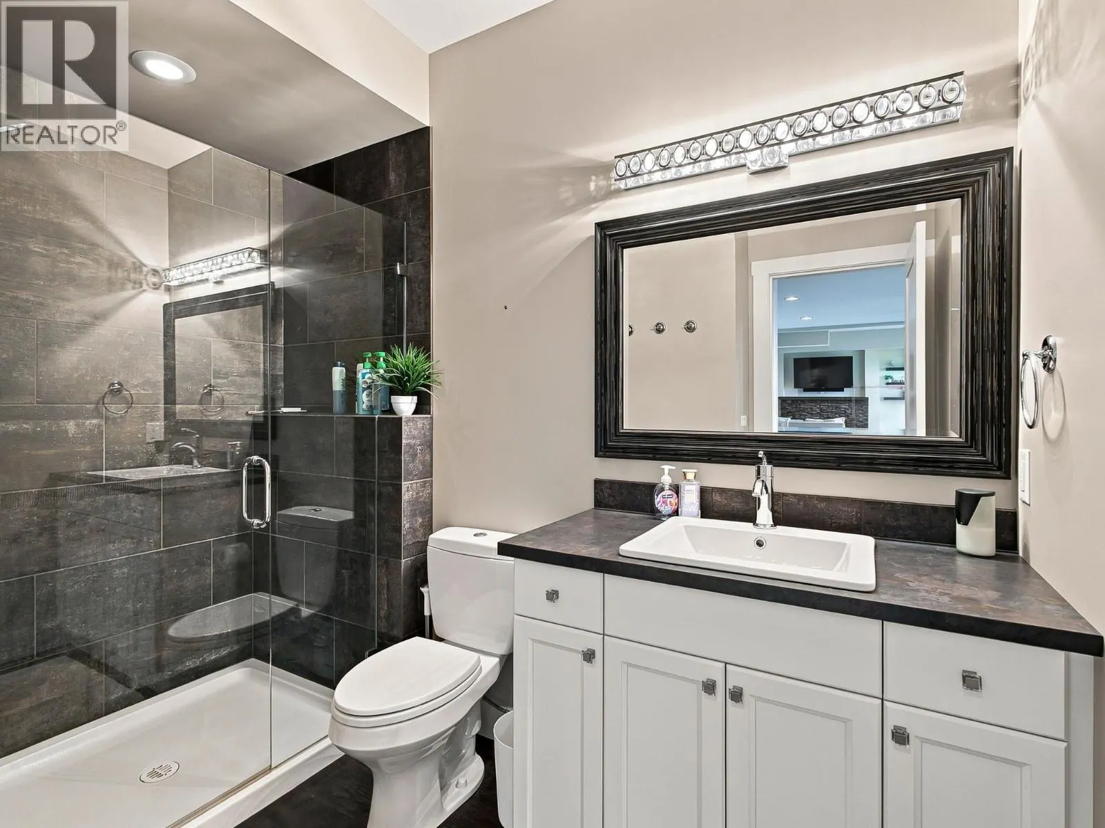 5590 Trestle Ridge Court