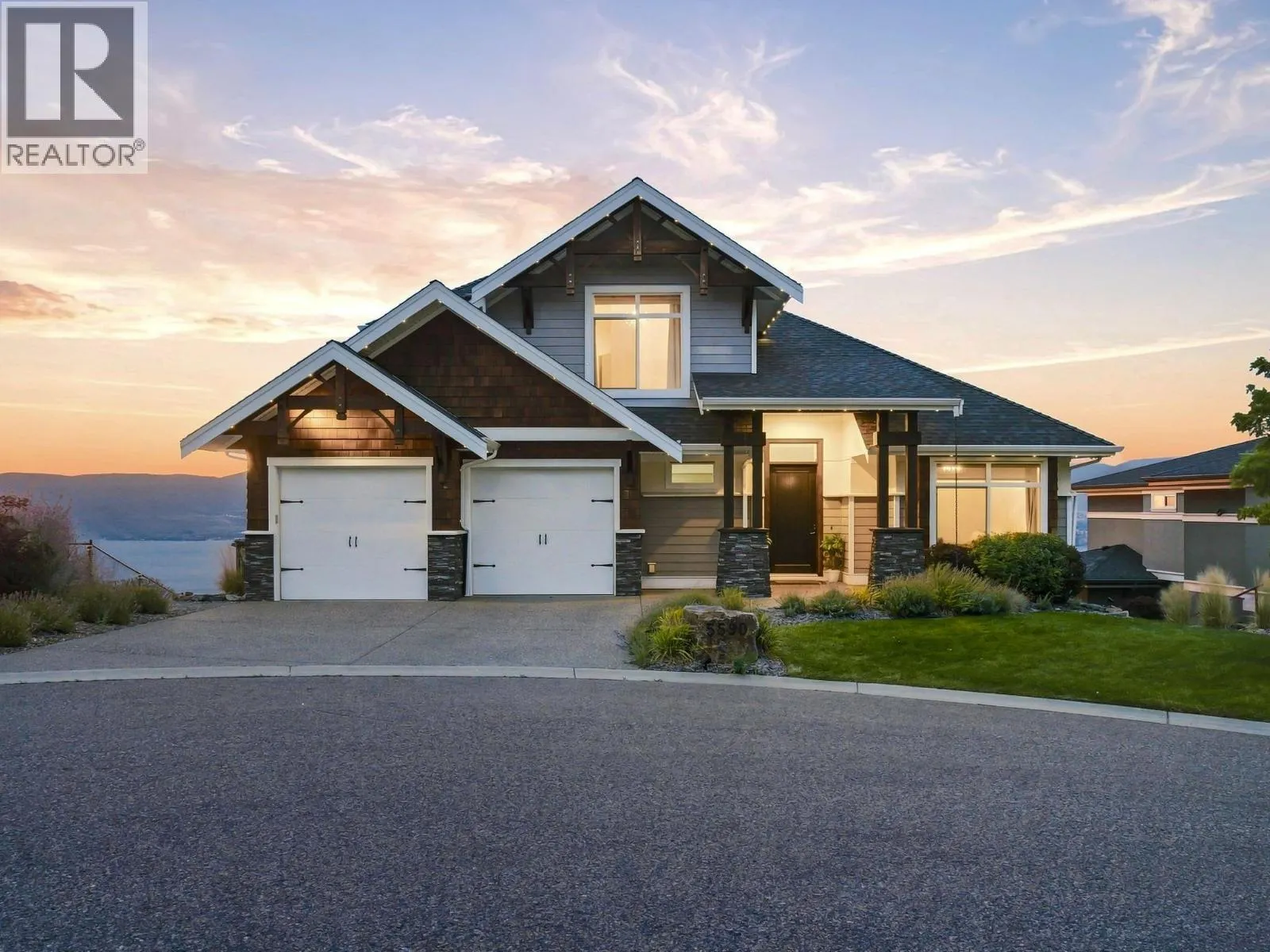 5590 Trestle Ridge Court