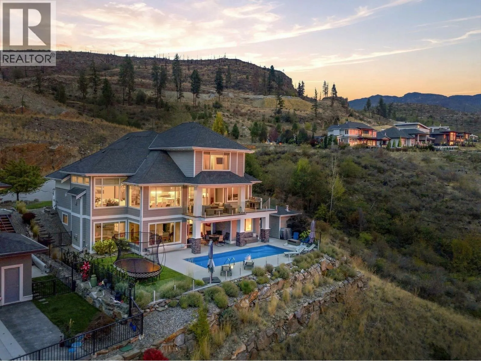 5590 Trestle Ridge Court