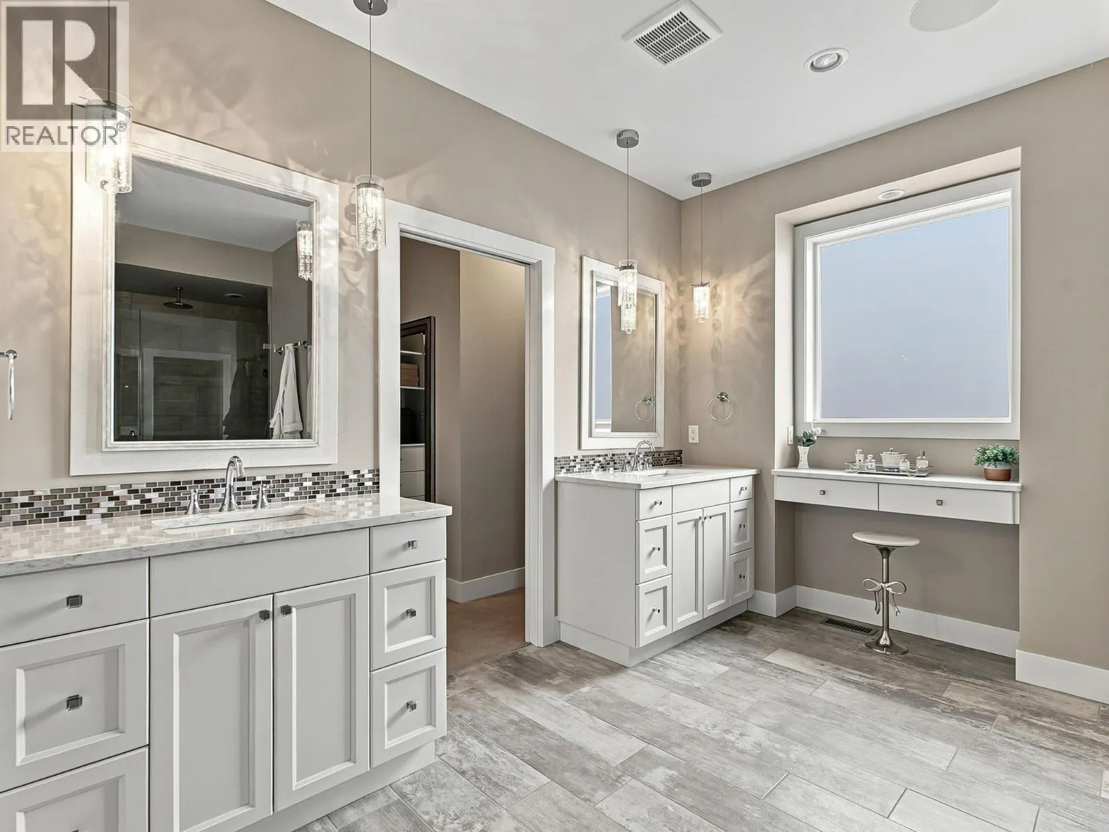 5590 Trestle Ridge Court