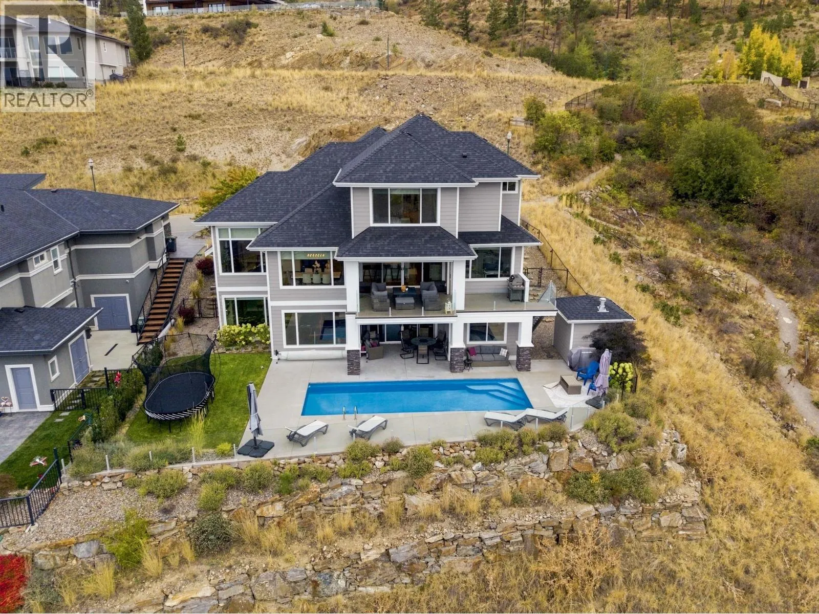 5590 Trestle Ridge Court