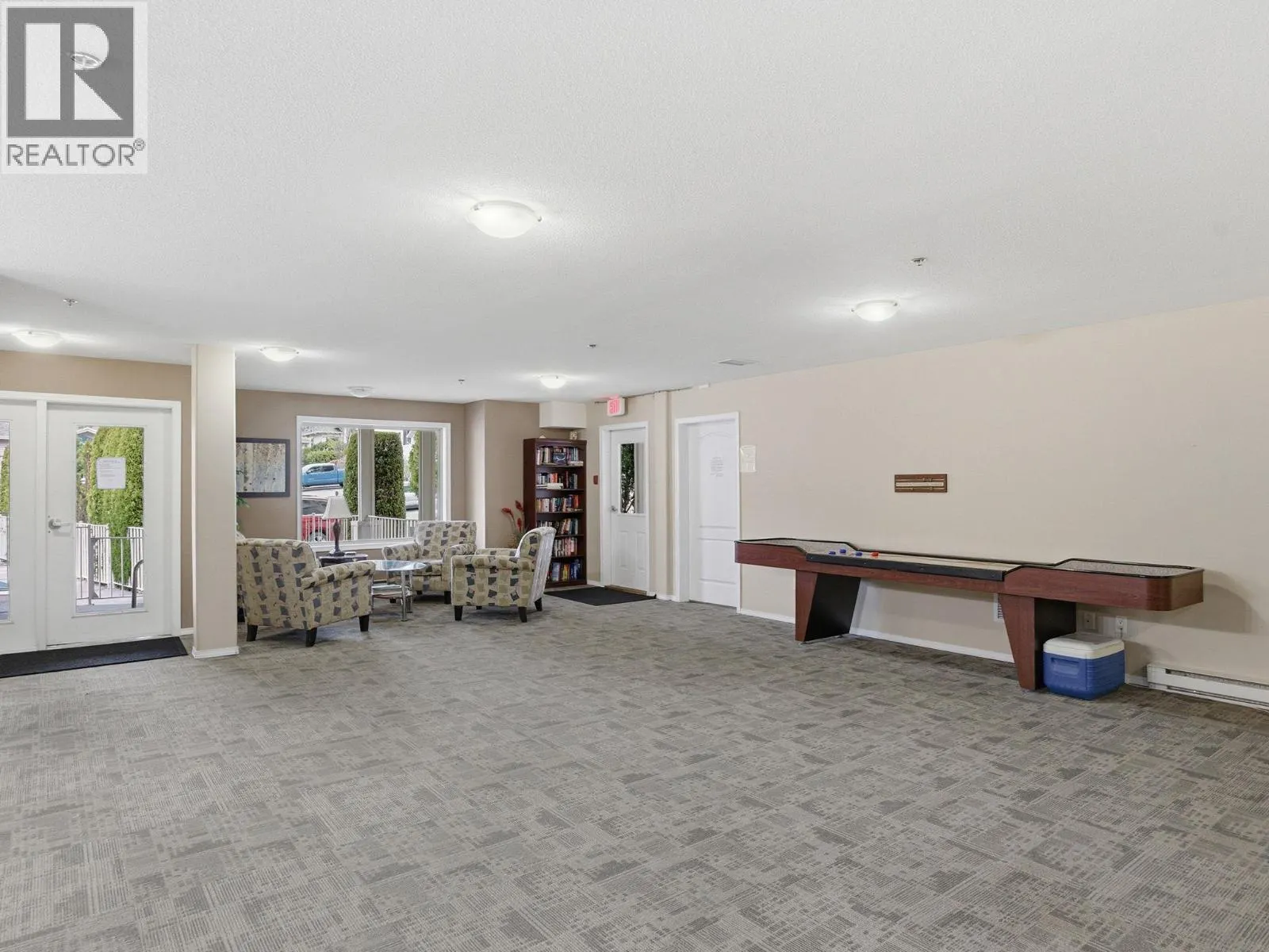 2100 Boucherie Road Unit# 8