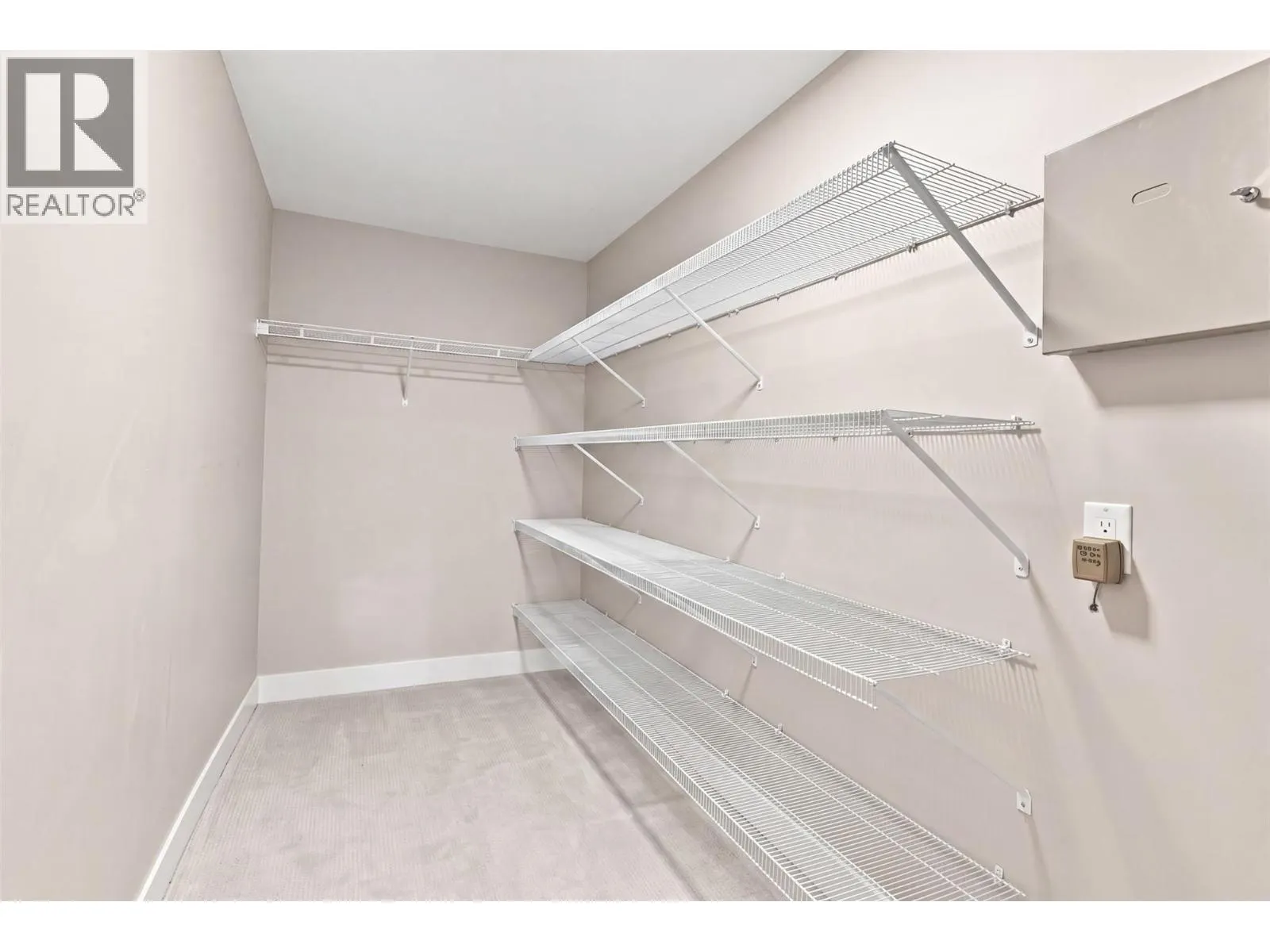 130 COLEBROOK Road Unit# 88