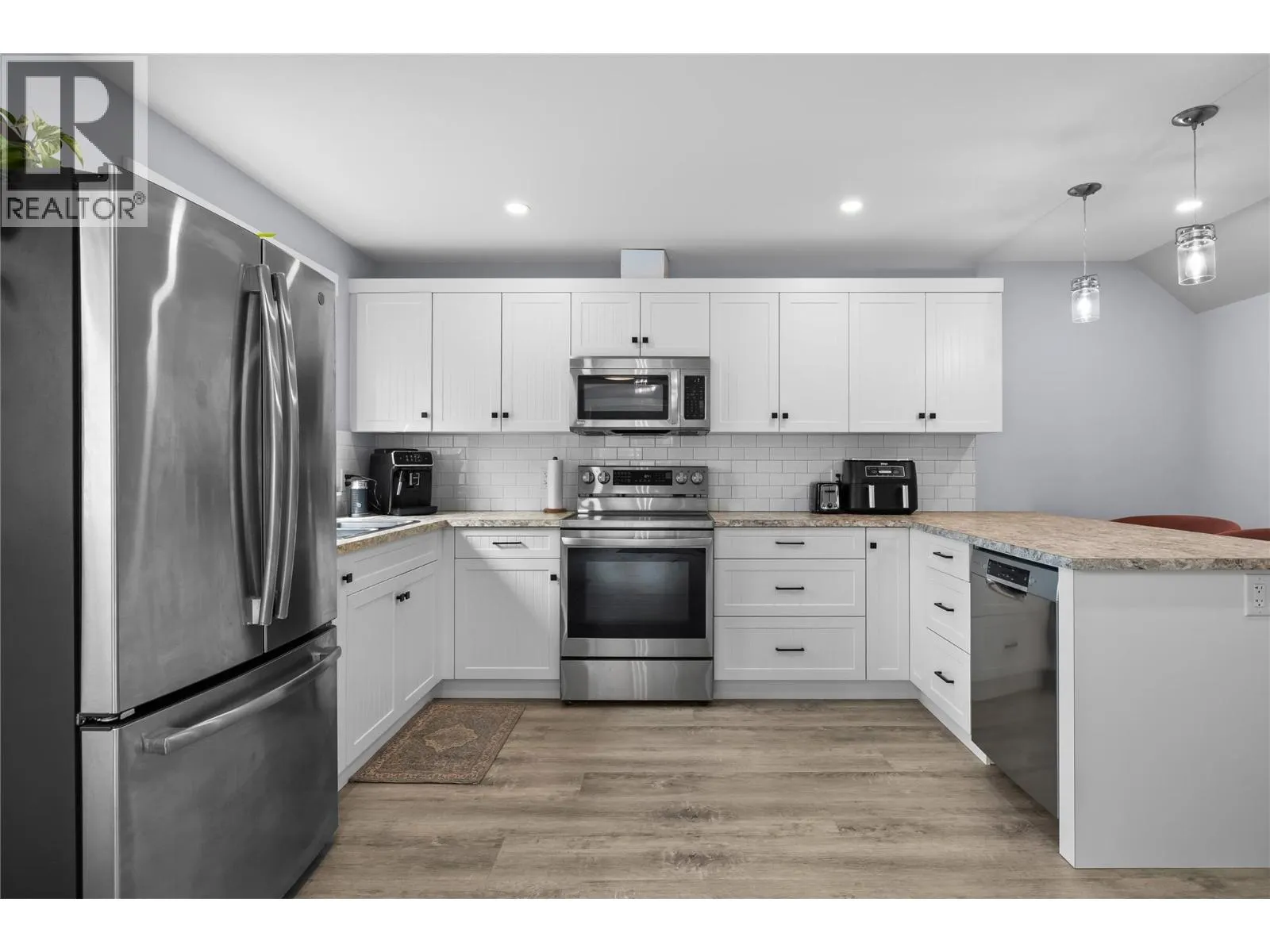 2180 Sunview Drive