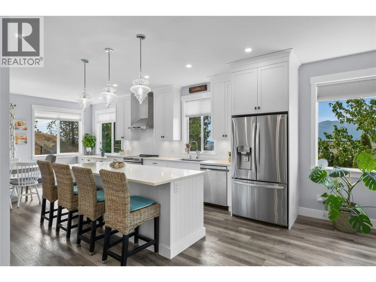 2180 Sunview Drive