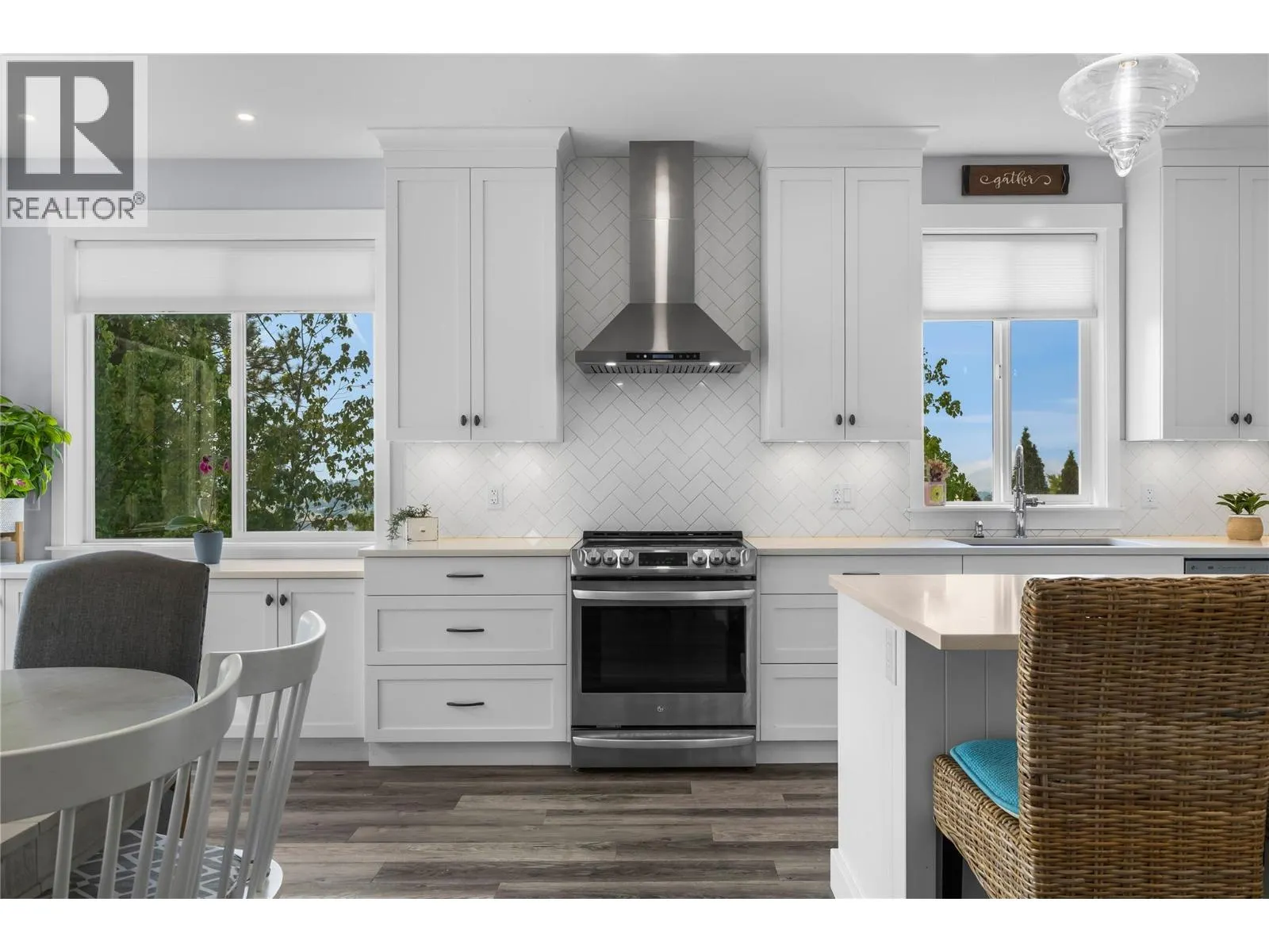 2180 Sunview Drive