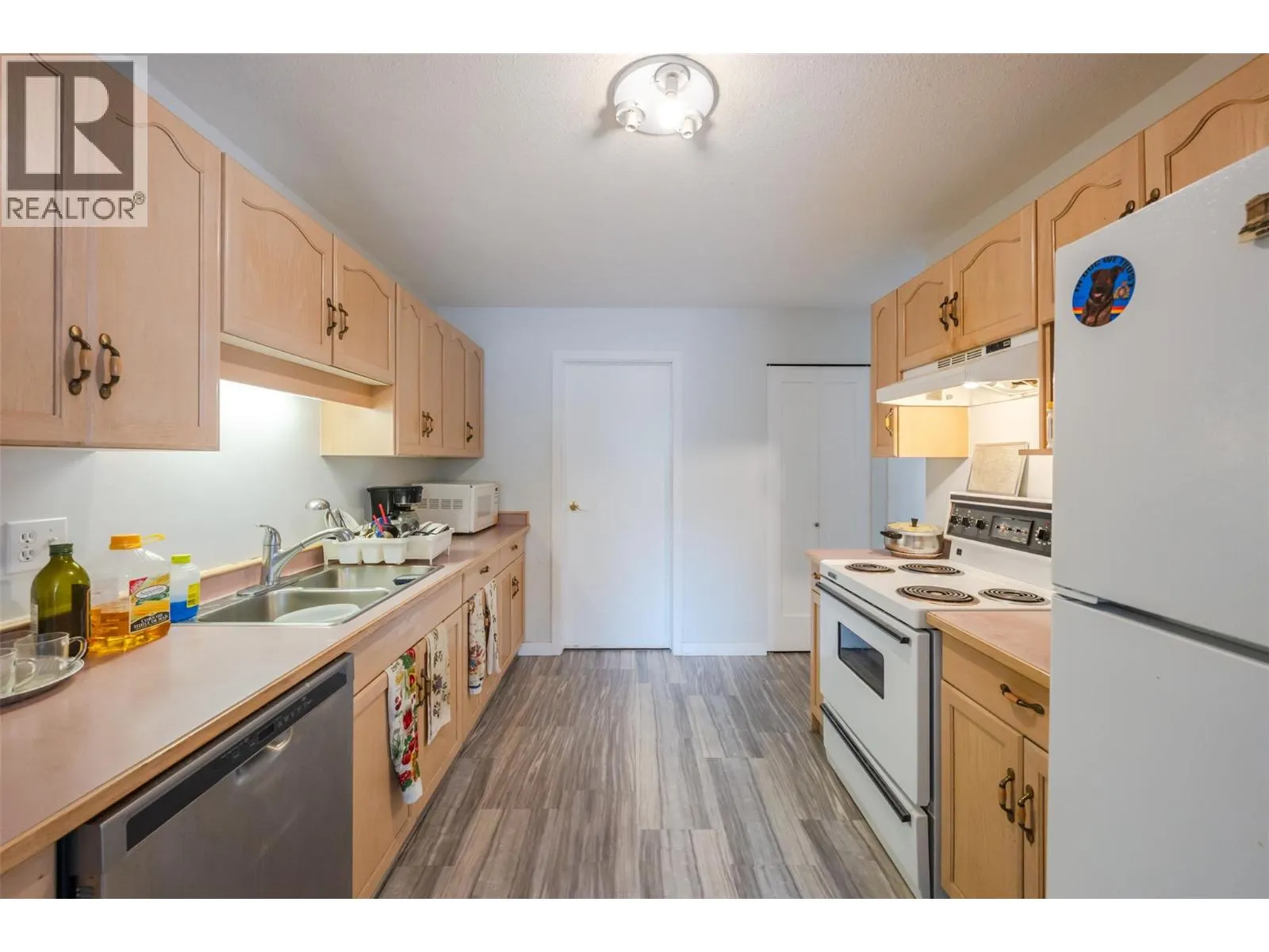 872 Fairview Road Unit# 103