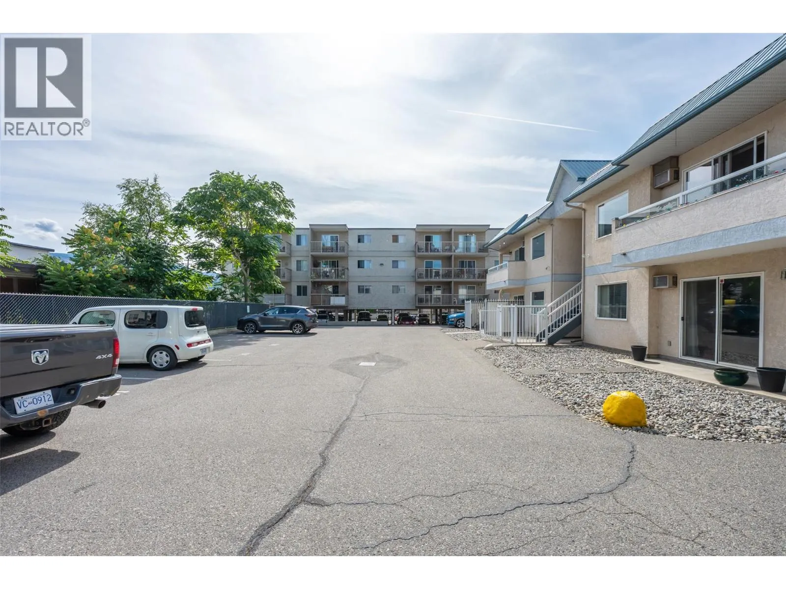 872 Fairview Road Unit# 103
