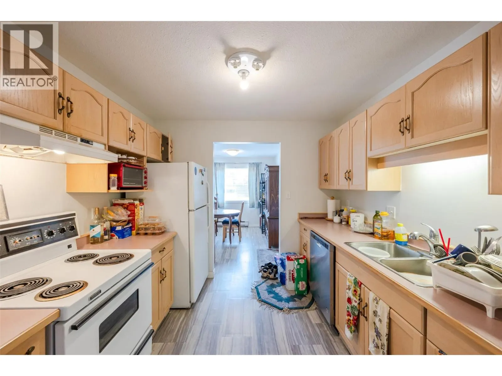 872 Fairview Road Unit# 103