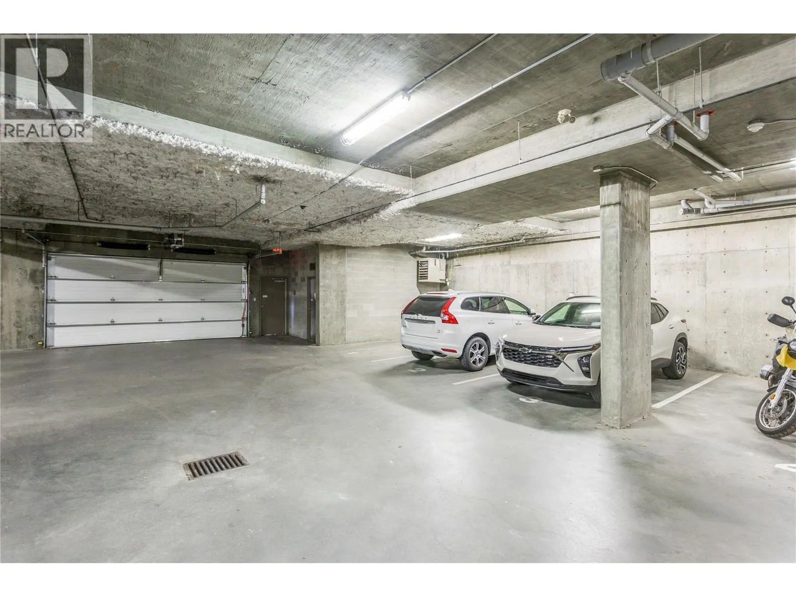 446 WEST Avenue Unit# 102