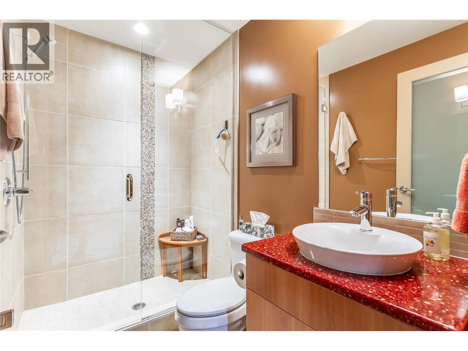446 WEST Avenue Unit# 102