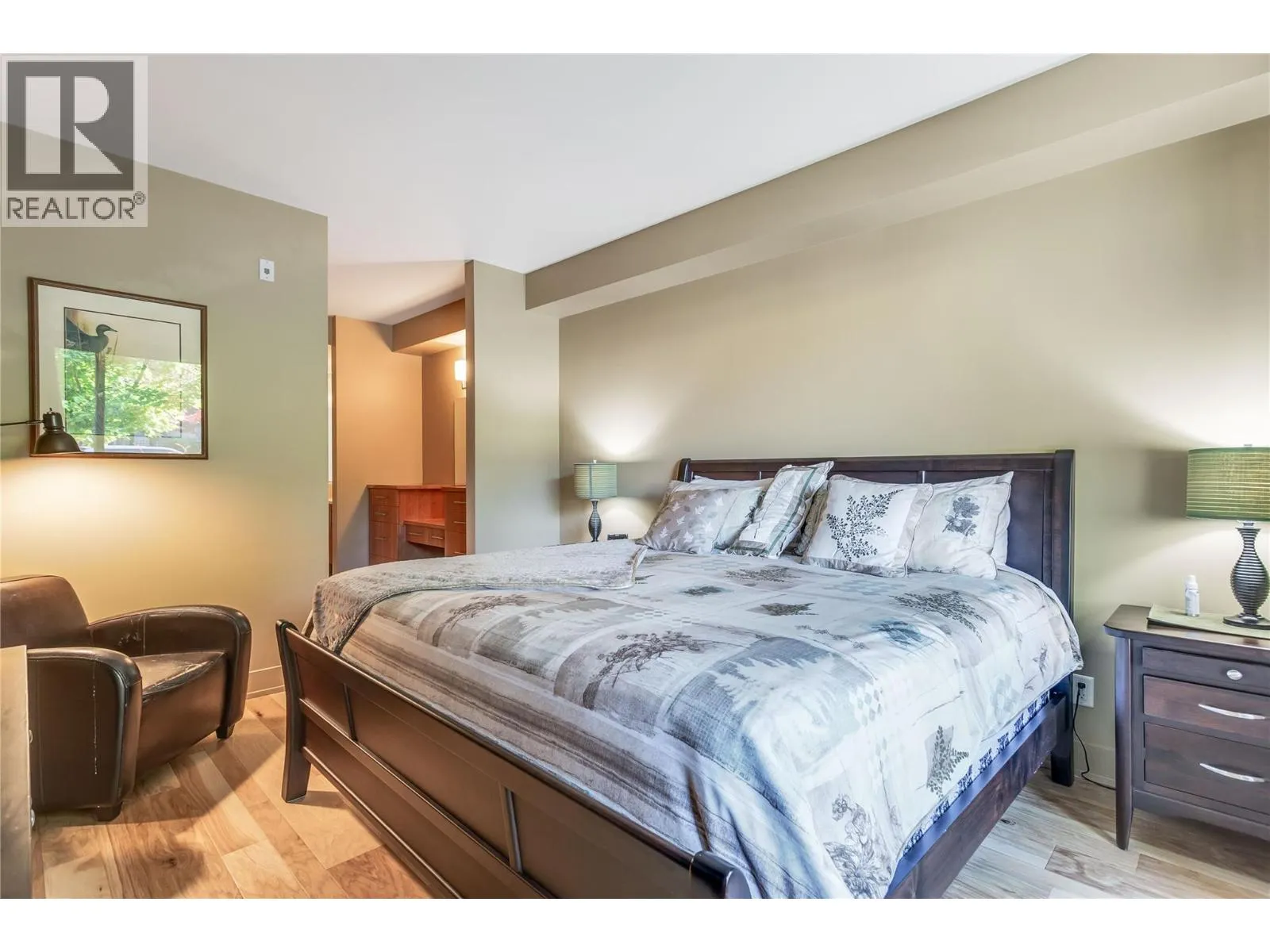 446 WEST Avenue Unit# 102