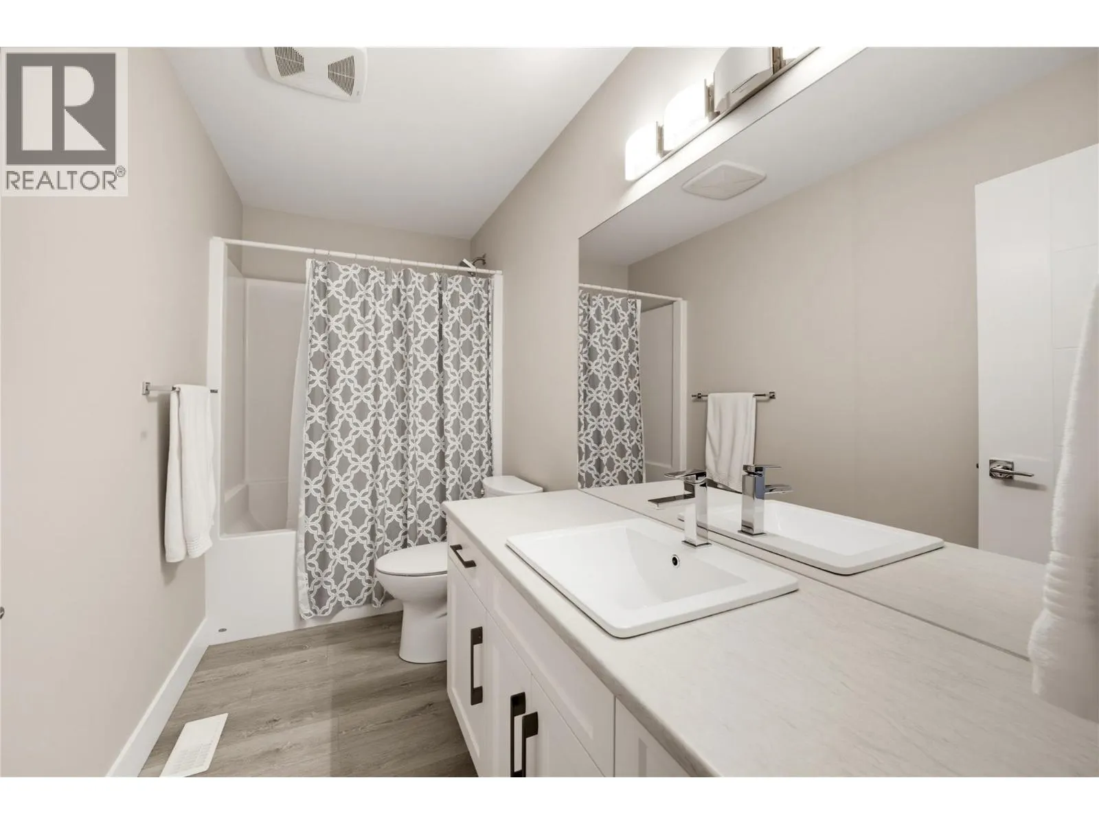 2810 15 Avenue NE Unit# 9