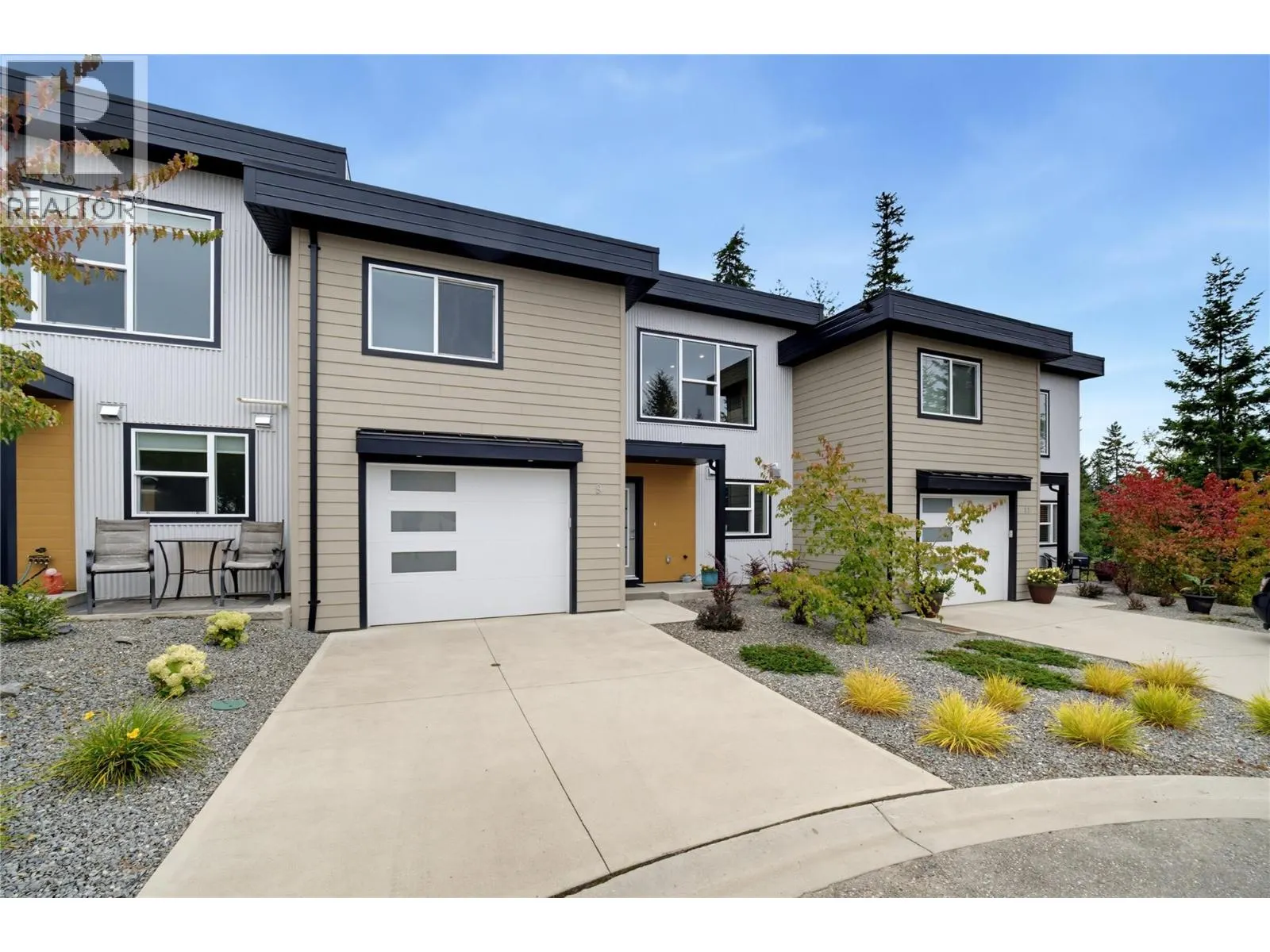 2810 15 Avenue NE Unit# 9