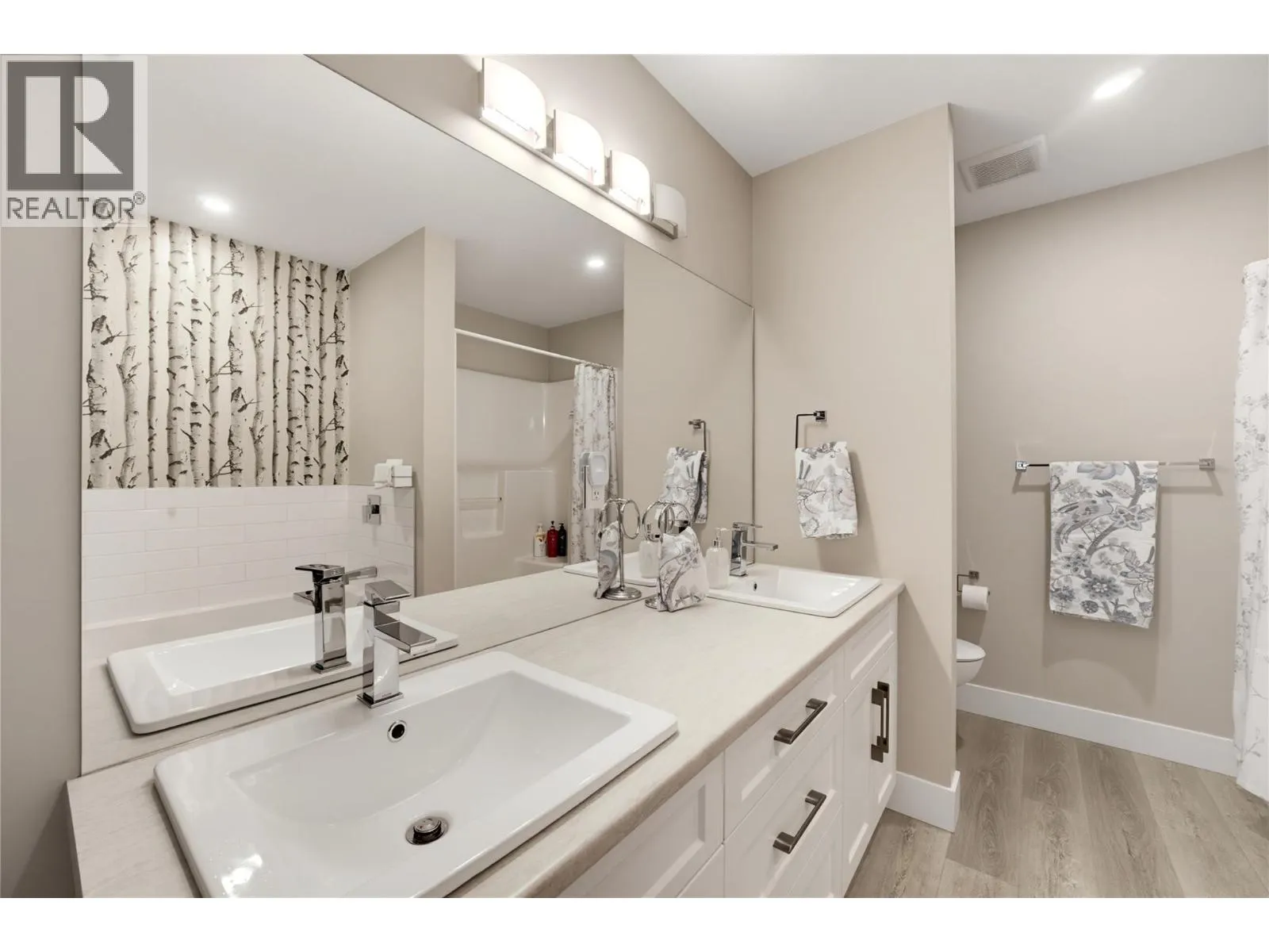 2810 15 Avenue NE Unit# 9