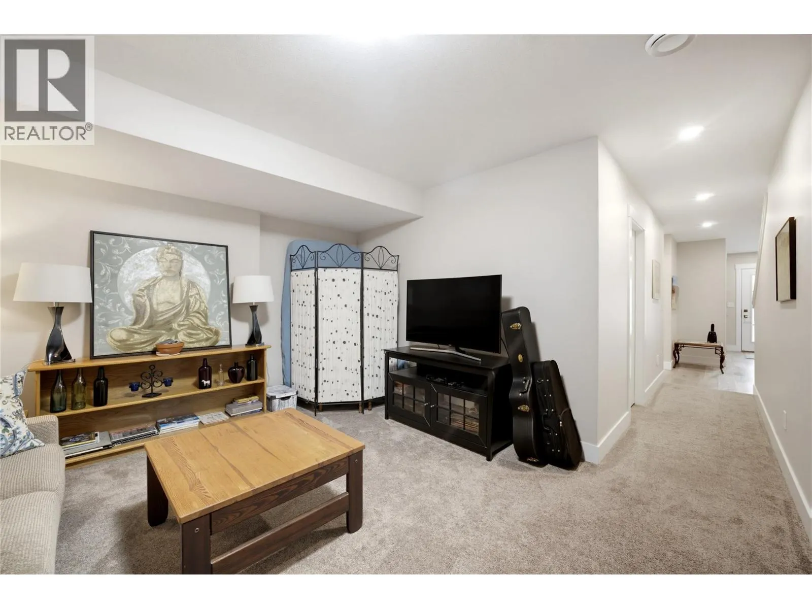 2810 15 Avenue NE Unit# 9