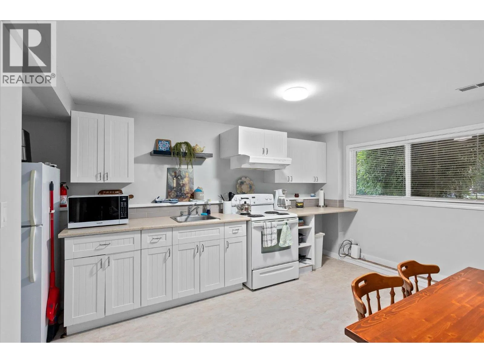 2684 Alhambra Drive