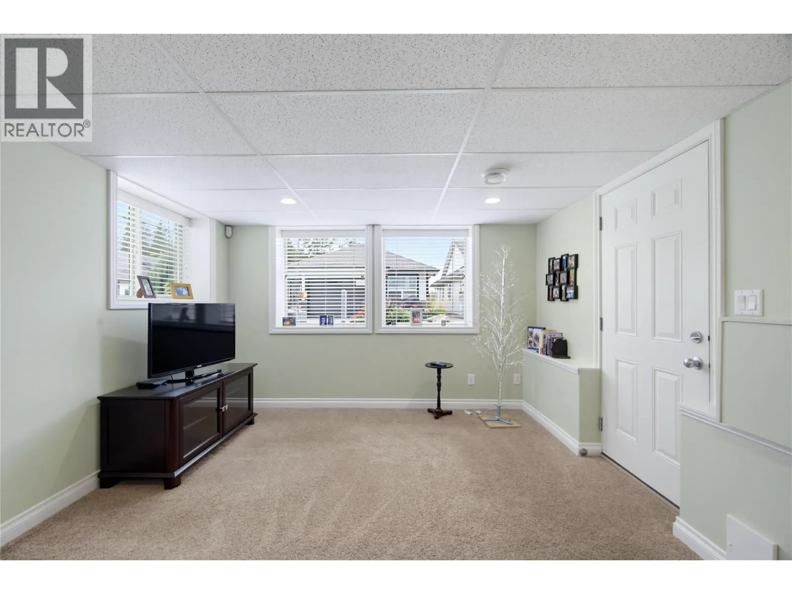 2850 7th Avenue NE Unit# 8