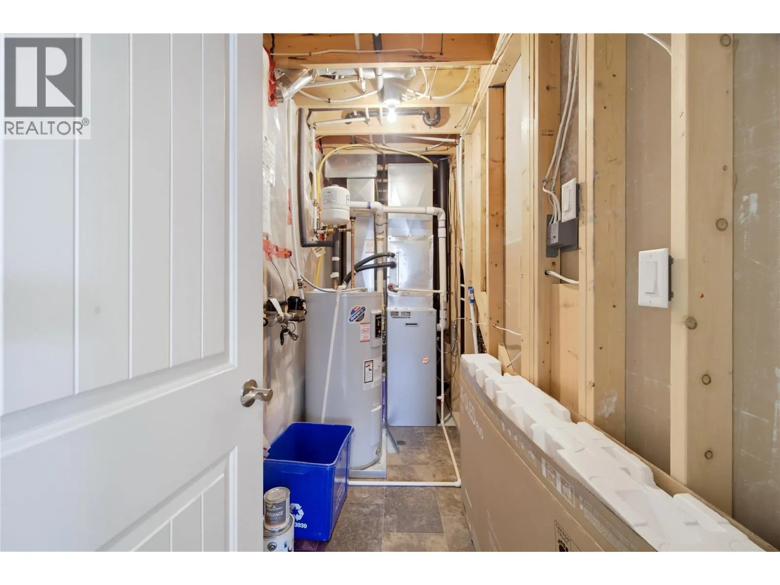 2850 7th Avenue NE Unit# 8