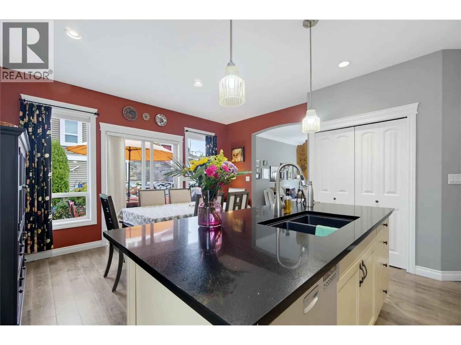 2850 7th Avenue NE Unit# 8