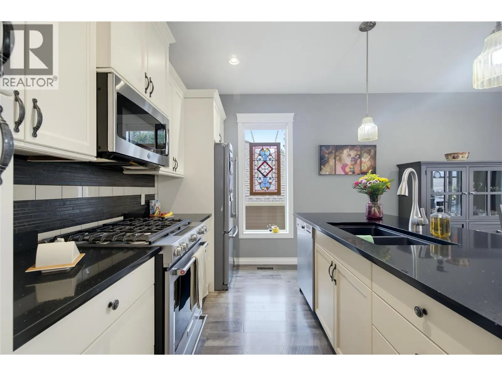 2850 7th Avenue NE Unit# 8