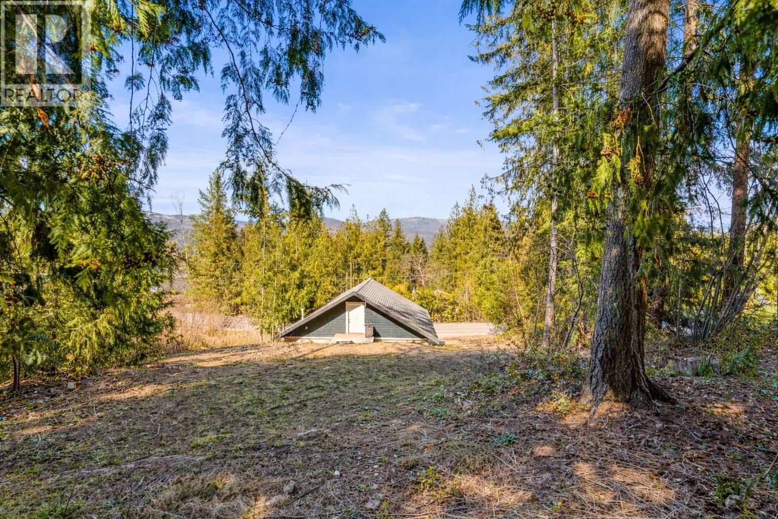 3071 Cedar Drive