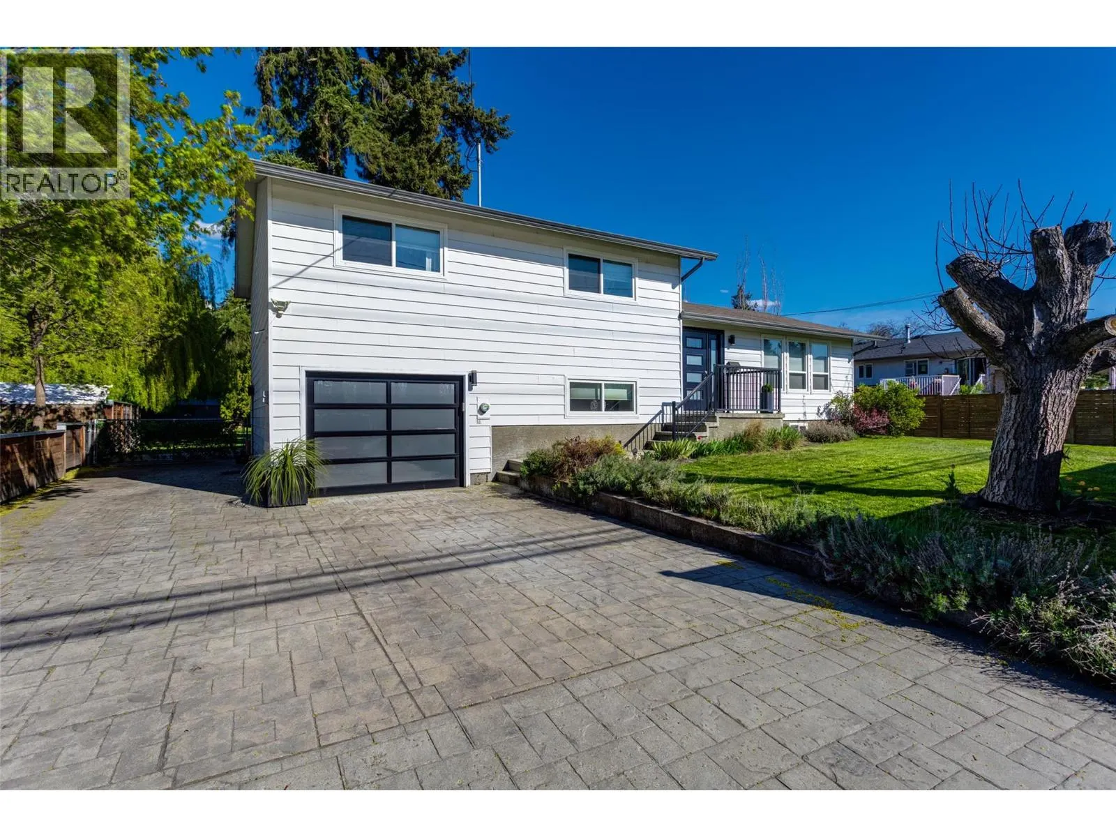 4445 Gordon Drive