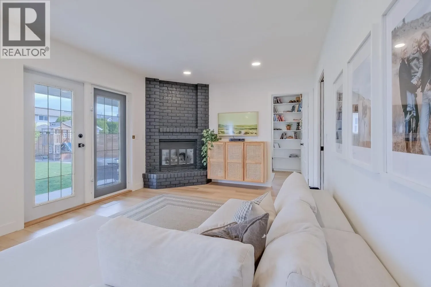 1028 Cushing Court