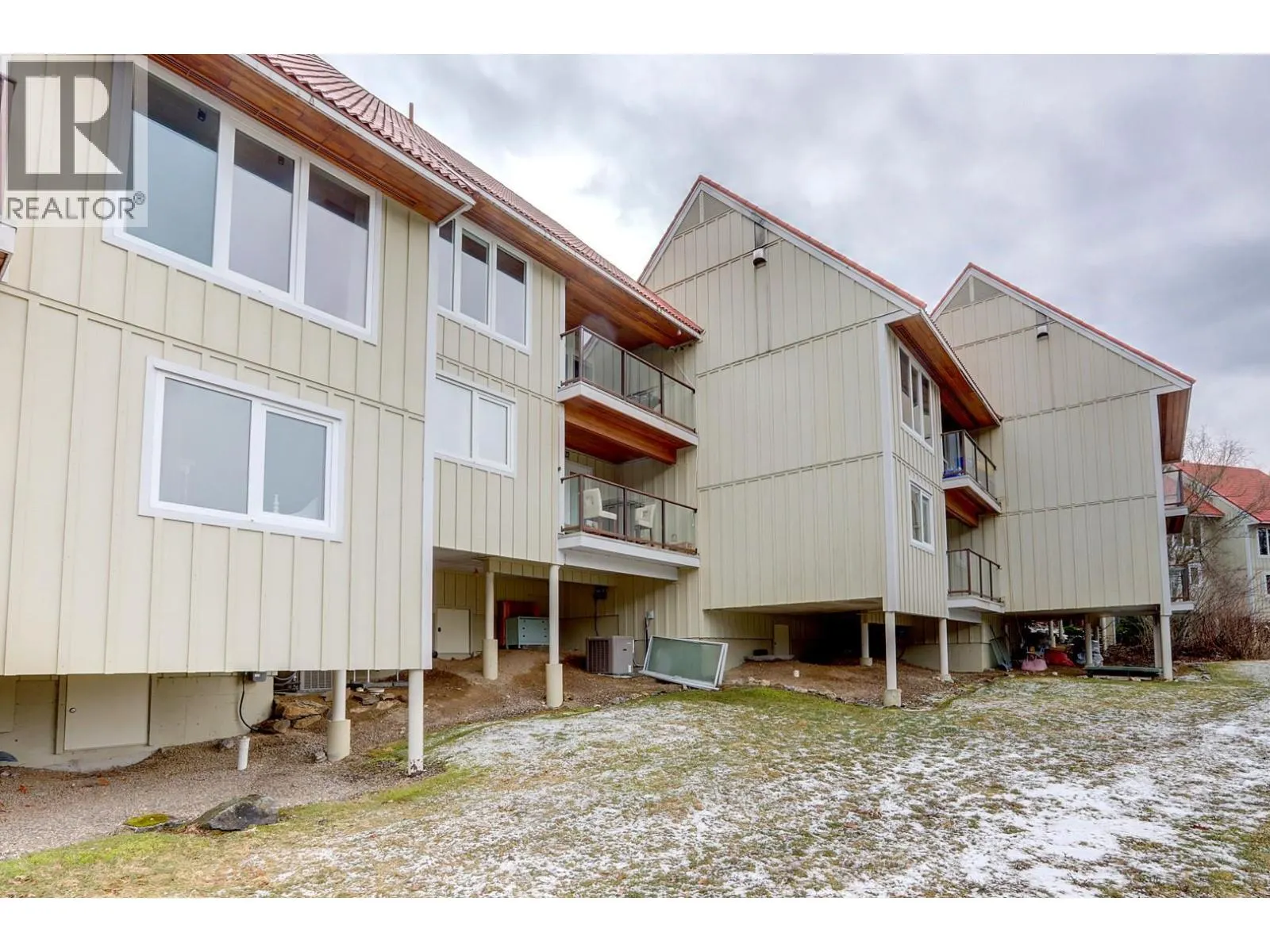 500 Old Spallumcheen Road Unit# 104