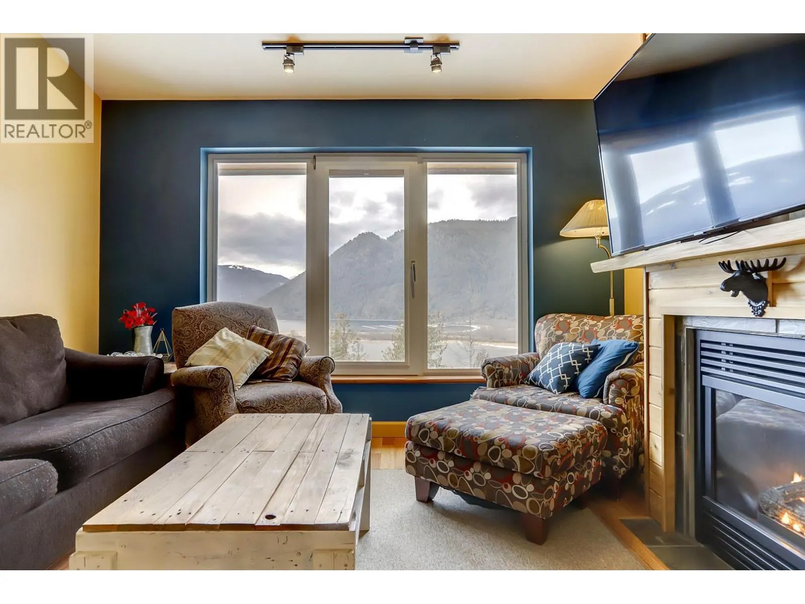 500 Old Spallumcheen Road Unit# 104