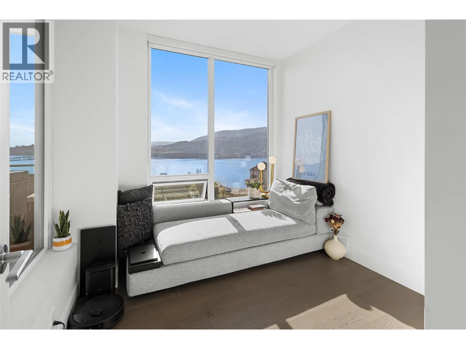 1191 Sunset Drive Unit# 2003