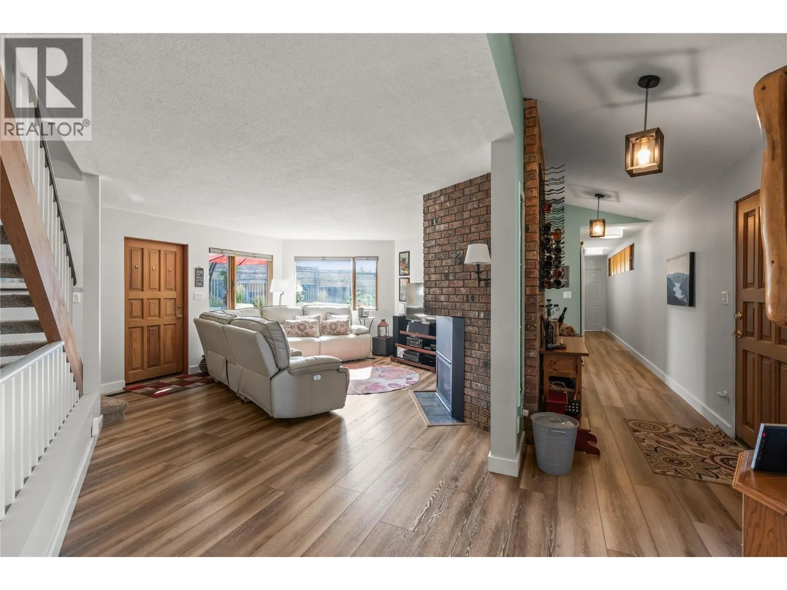 3047 Sunnyview Road