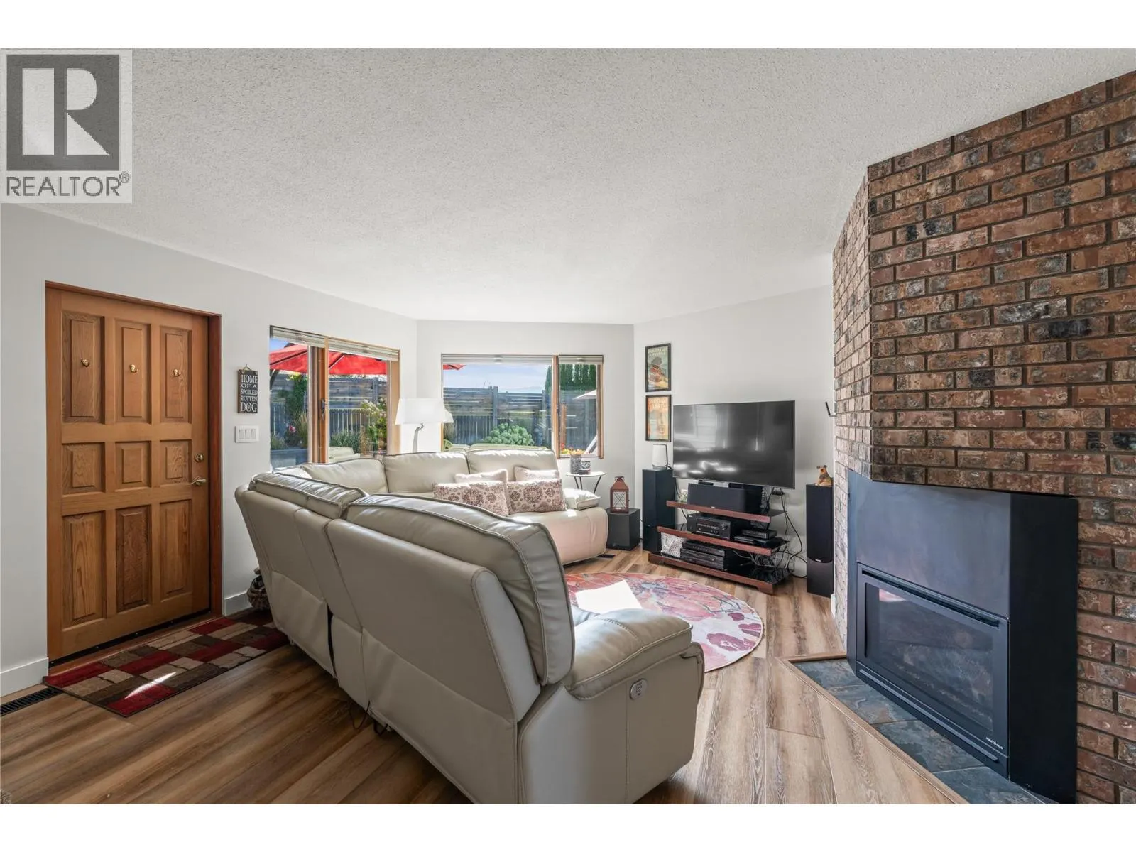 3047 Sunnyview Road