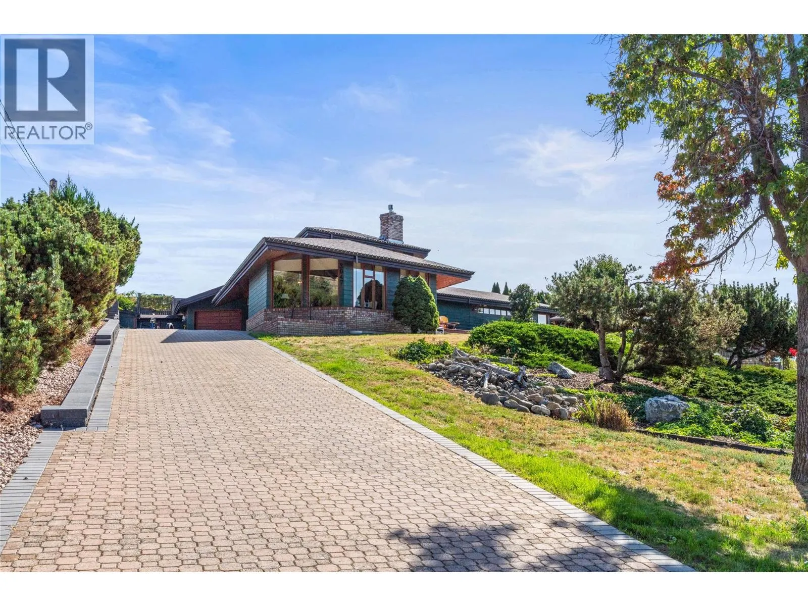 3047 Sunnyview Road