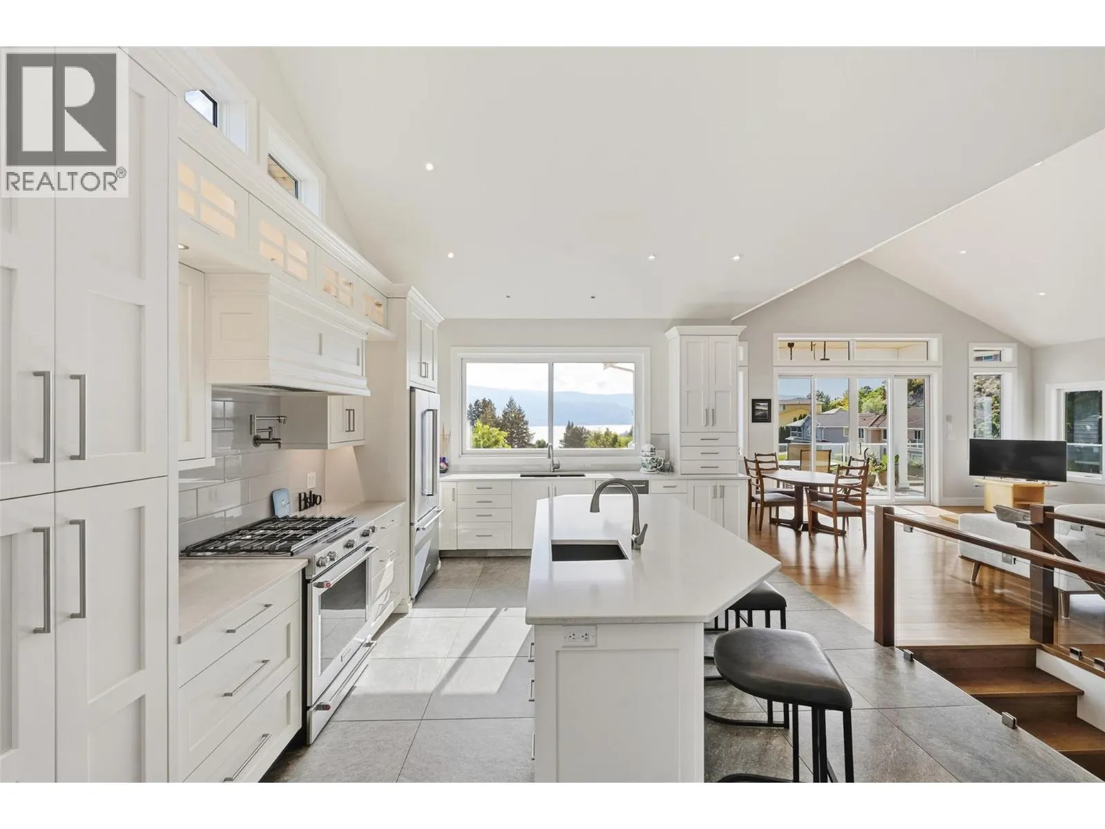 5880 HESPELER Road