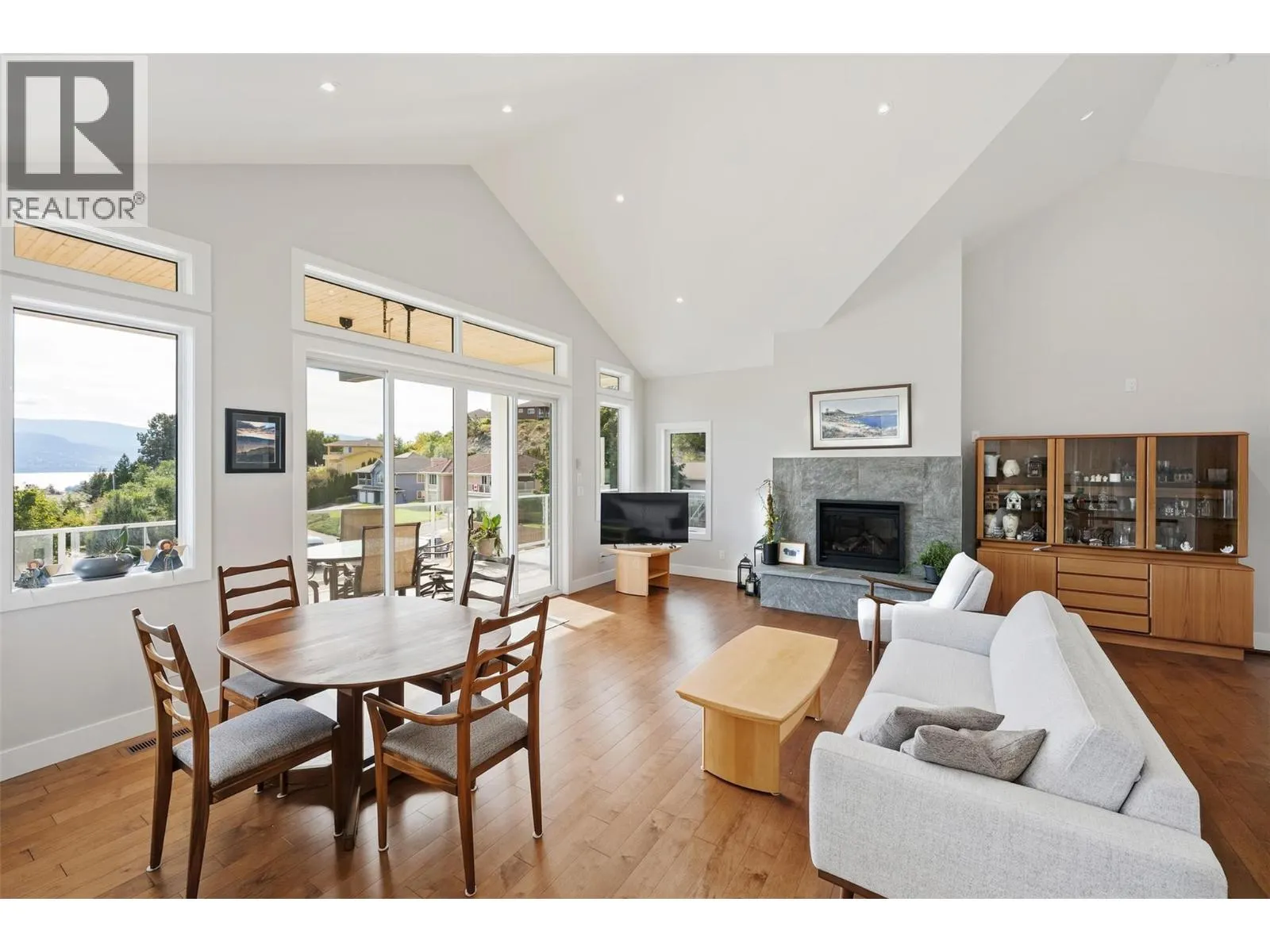 5880 HESPELER Road