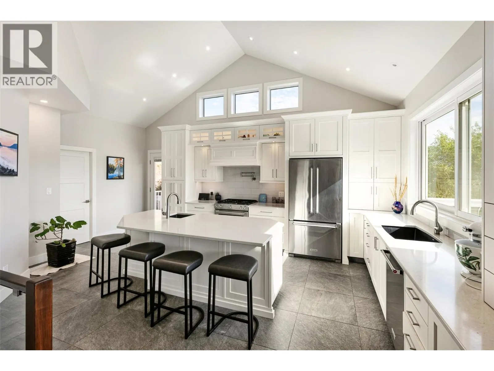 5880 HESPELER Road